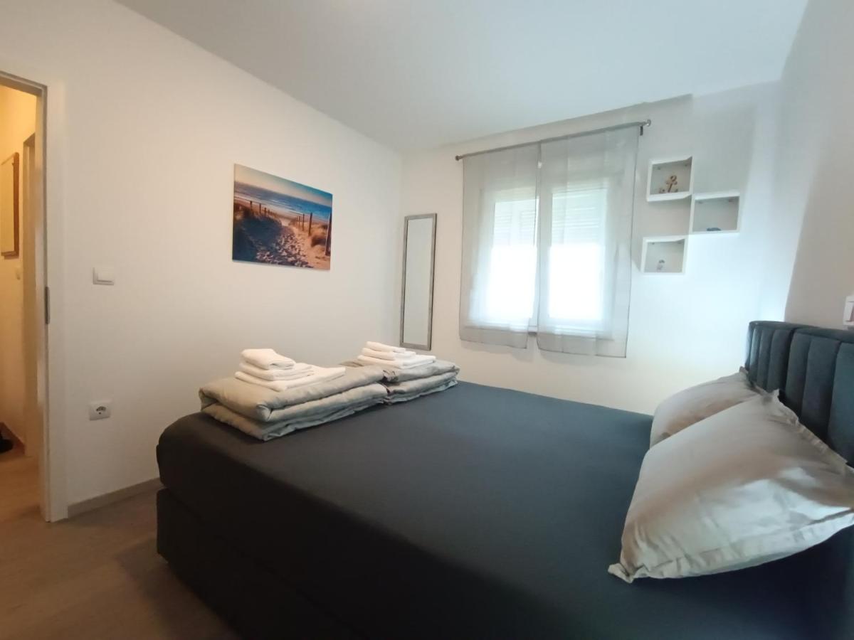Apartment Luka พูลา ภายนอก รูปภาพ